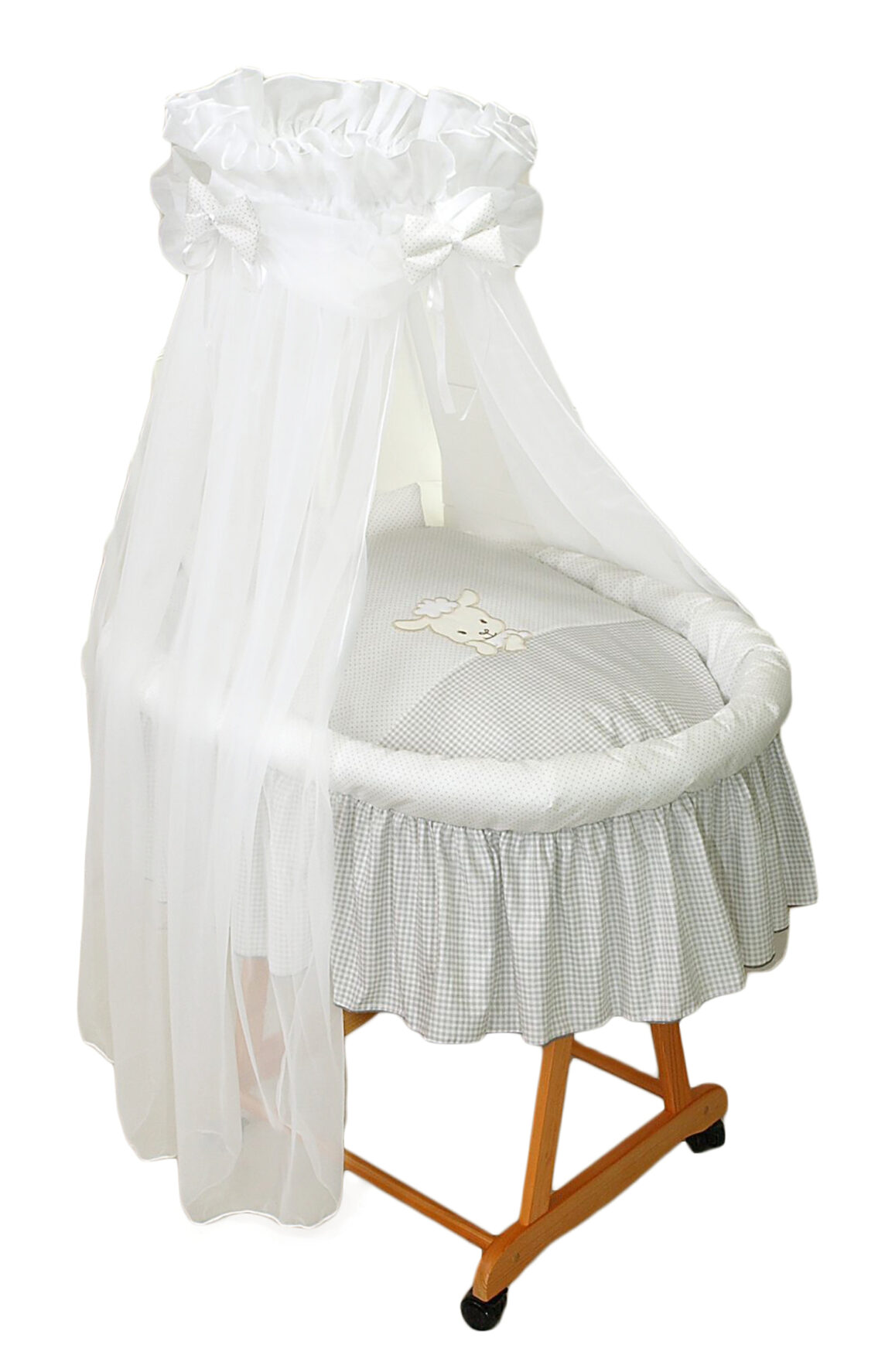 Moses basket with bedding for AMY child